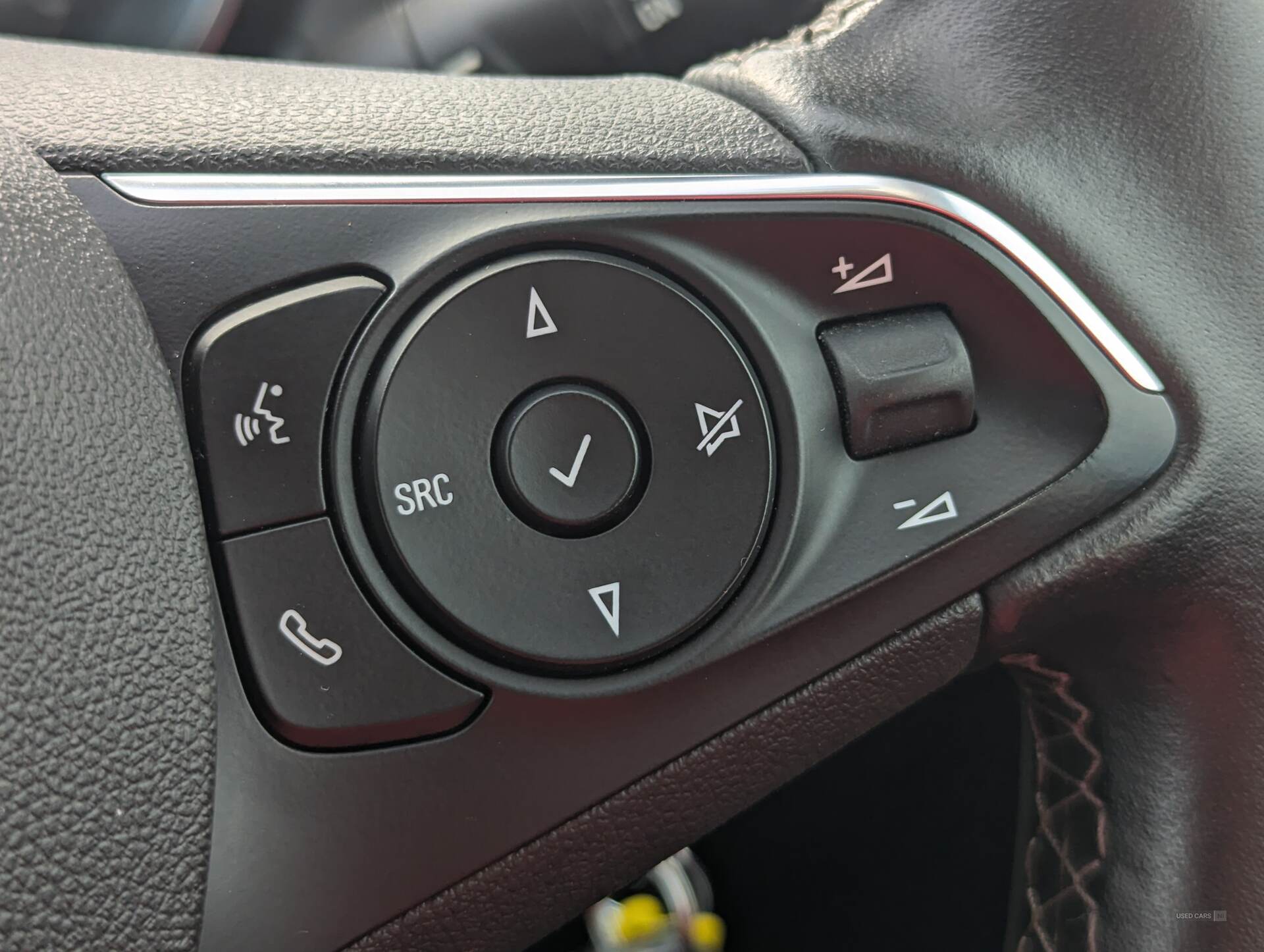 Jan 2020 Vauxhall Grandland X 1.2 Turbo Sport Nav 5dr