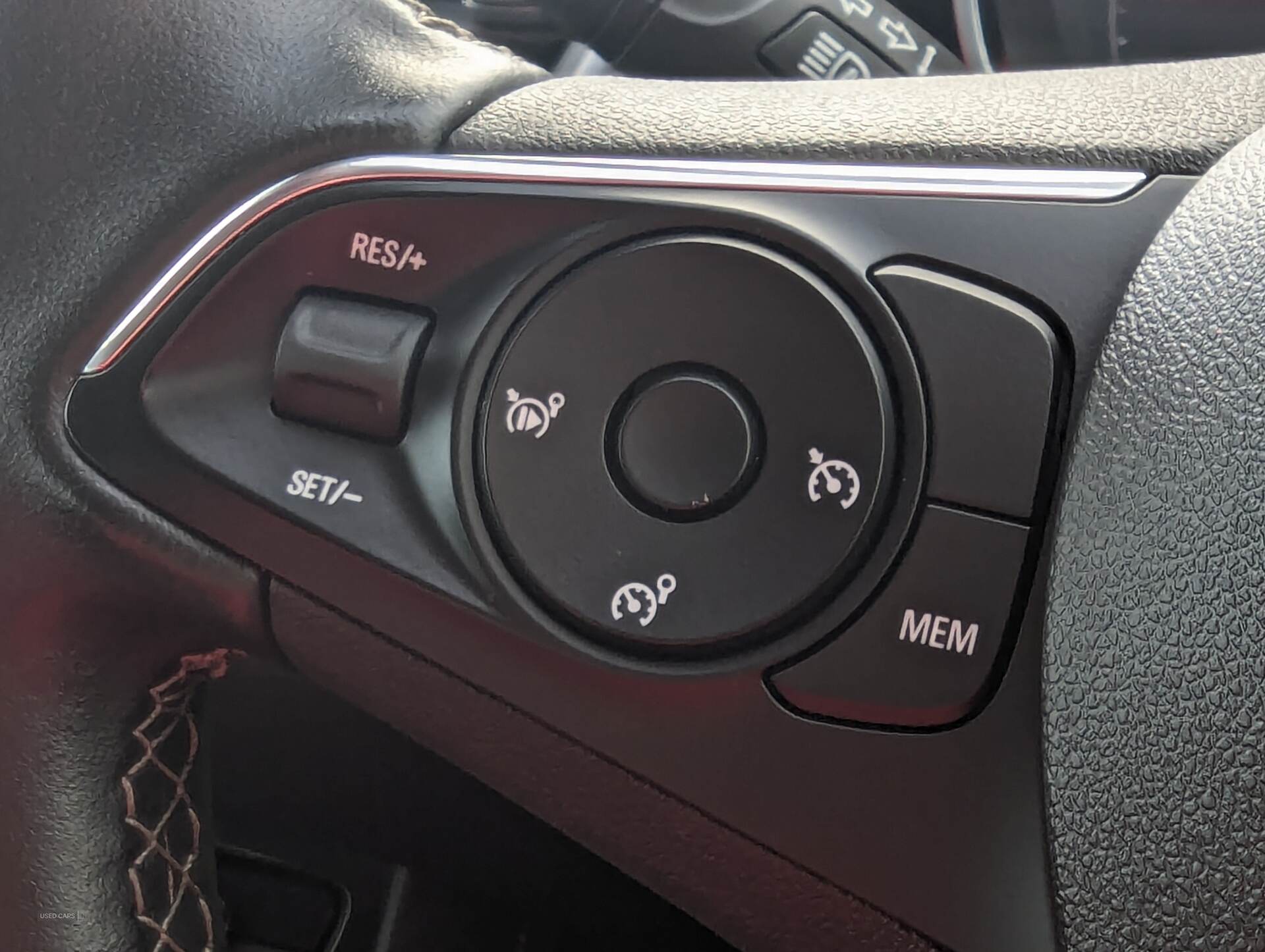 Jan 2020 Vauxhall Grandland X 1.2 Turbo Sport Nav 5dr