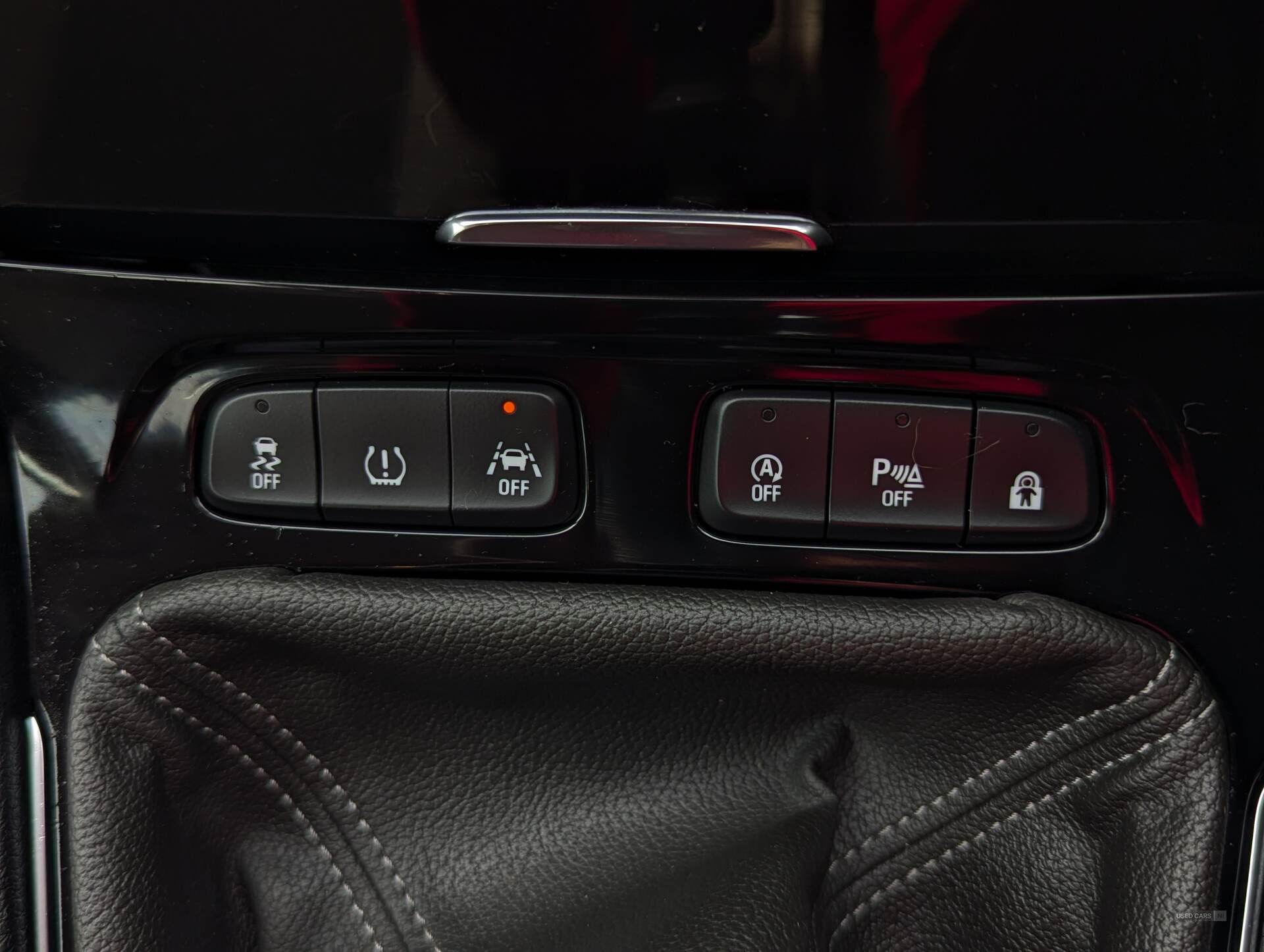 Jan 2020 Vauxhall Grandland X 1.2 Turbo Sport Nav 5dr