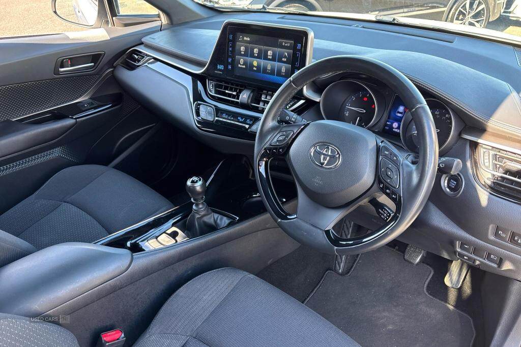 Nov 2018 Toyota C-HR 1.2T Design 5dr