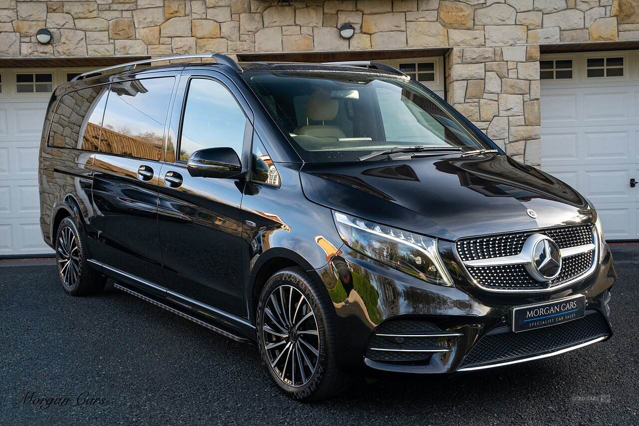 Sep 2023 Mercedes-Benz V Class V300 d AMG Line 5dr 9G-Tronic [Extra Long]
