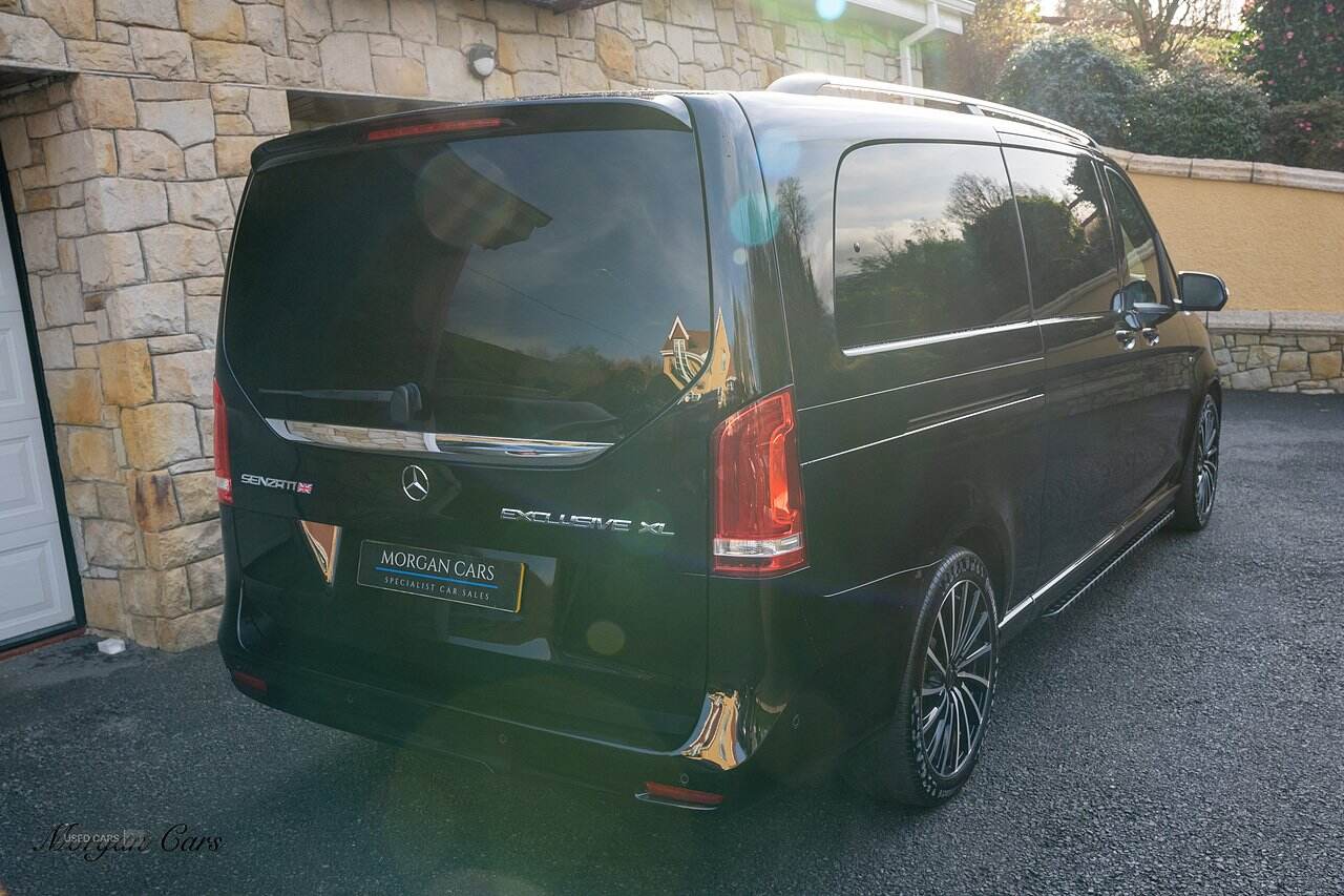 Sep 2023 Mercedes-Benz V Class V300 d AMG Line 5dr 9G-Tronic [Extra Long]