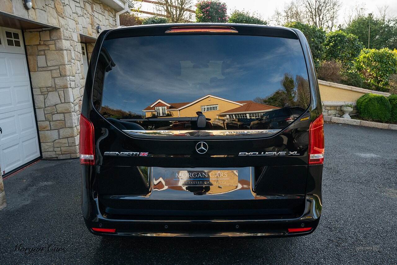 Sep 2023 Mercedes-Benz V Class V300 d AMG Line 5dr 9G-Tronic [Extra Long]