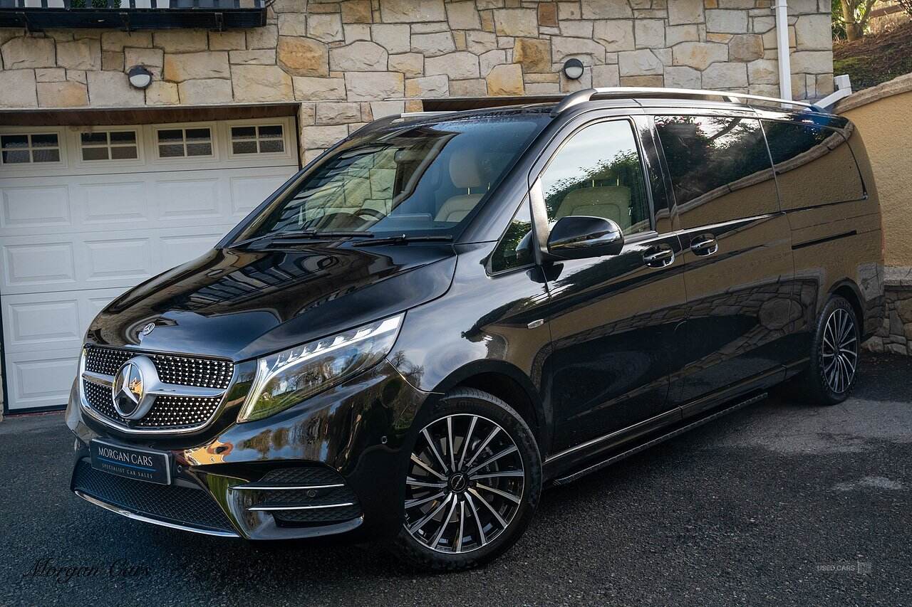 Sep 2023 Mercedes-Benz V Class V300 d AMG Line 5dr 9G-Tronic [Extra Long]