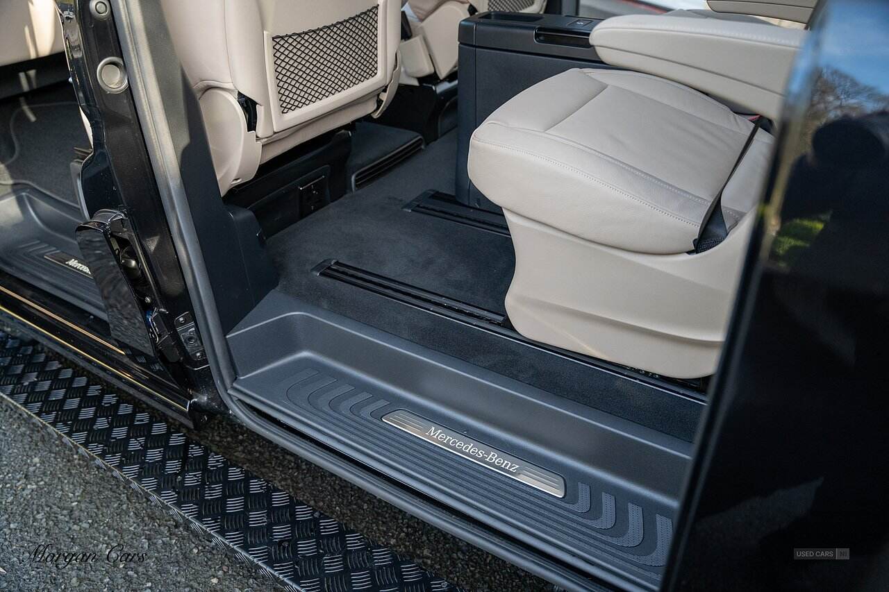 Sep 2023 Mercedes-Benz V Class V300 d AMG Line 5dr 9G-Tronic [Extra Long]