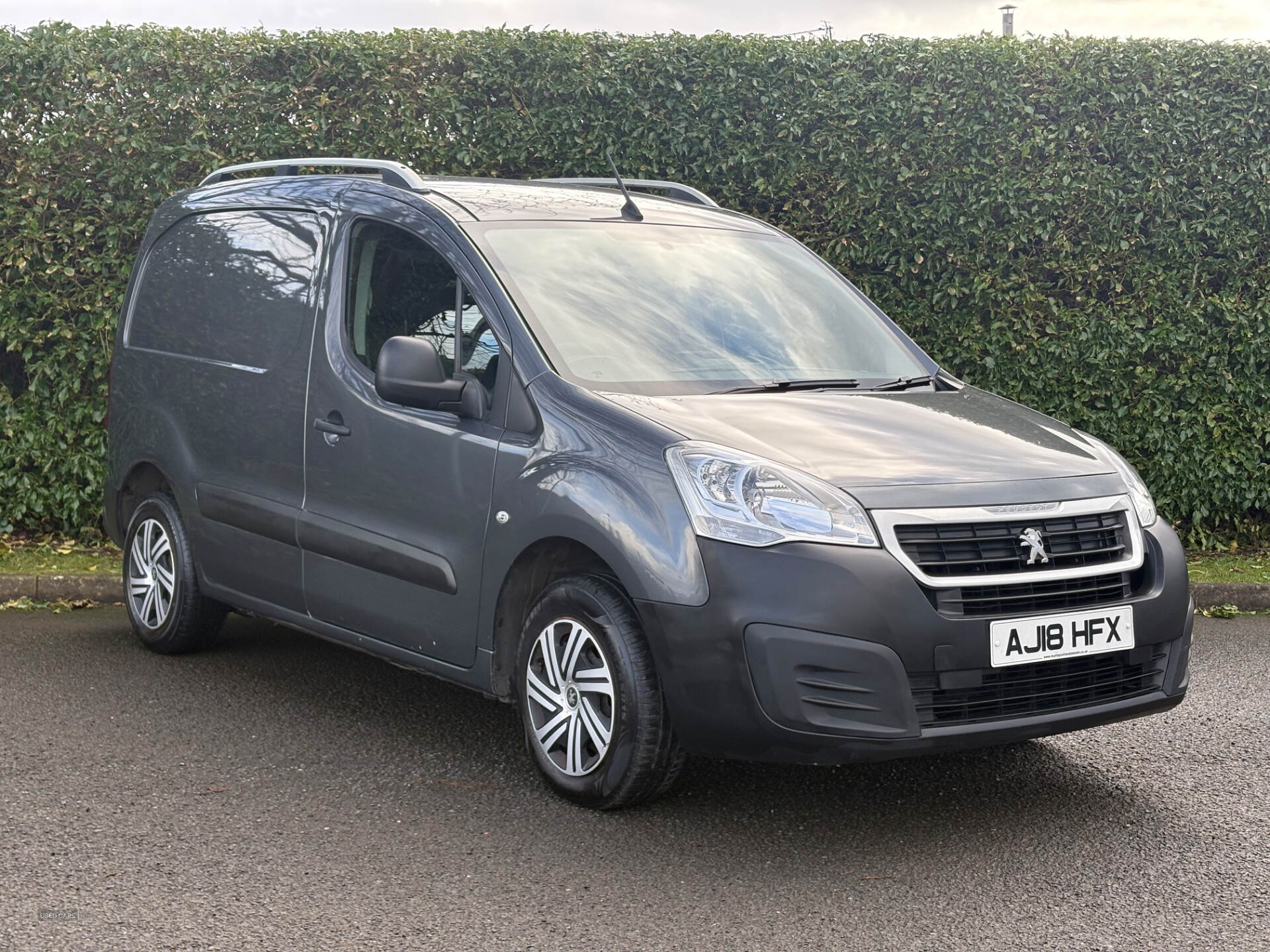 Aug 2018 Peugeot Partner 850 1.6 BlueHDi 100 Professional Van [non SS]