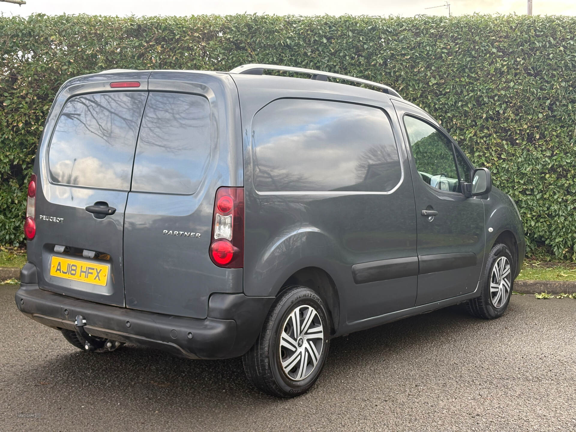 Aug 2018 Peugeot Partner 850 1.6 BlueHDi 100 Professional Van [non SS]
