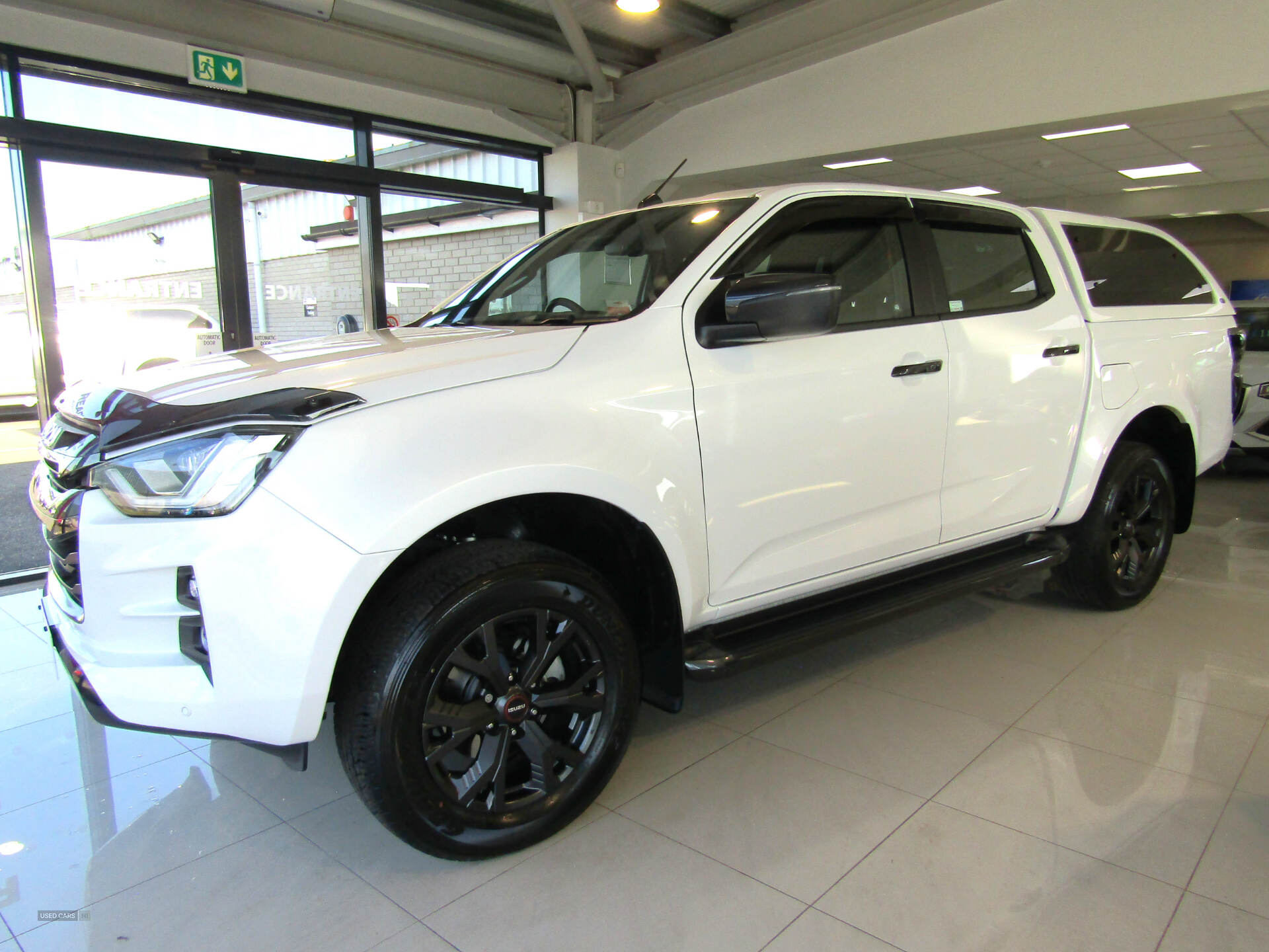 Dec 2024 Isuzu D-Max 1.9 V-Cross Double Cab 4x4