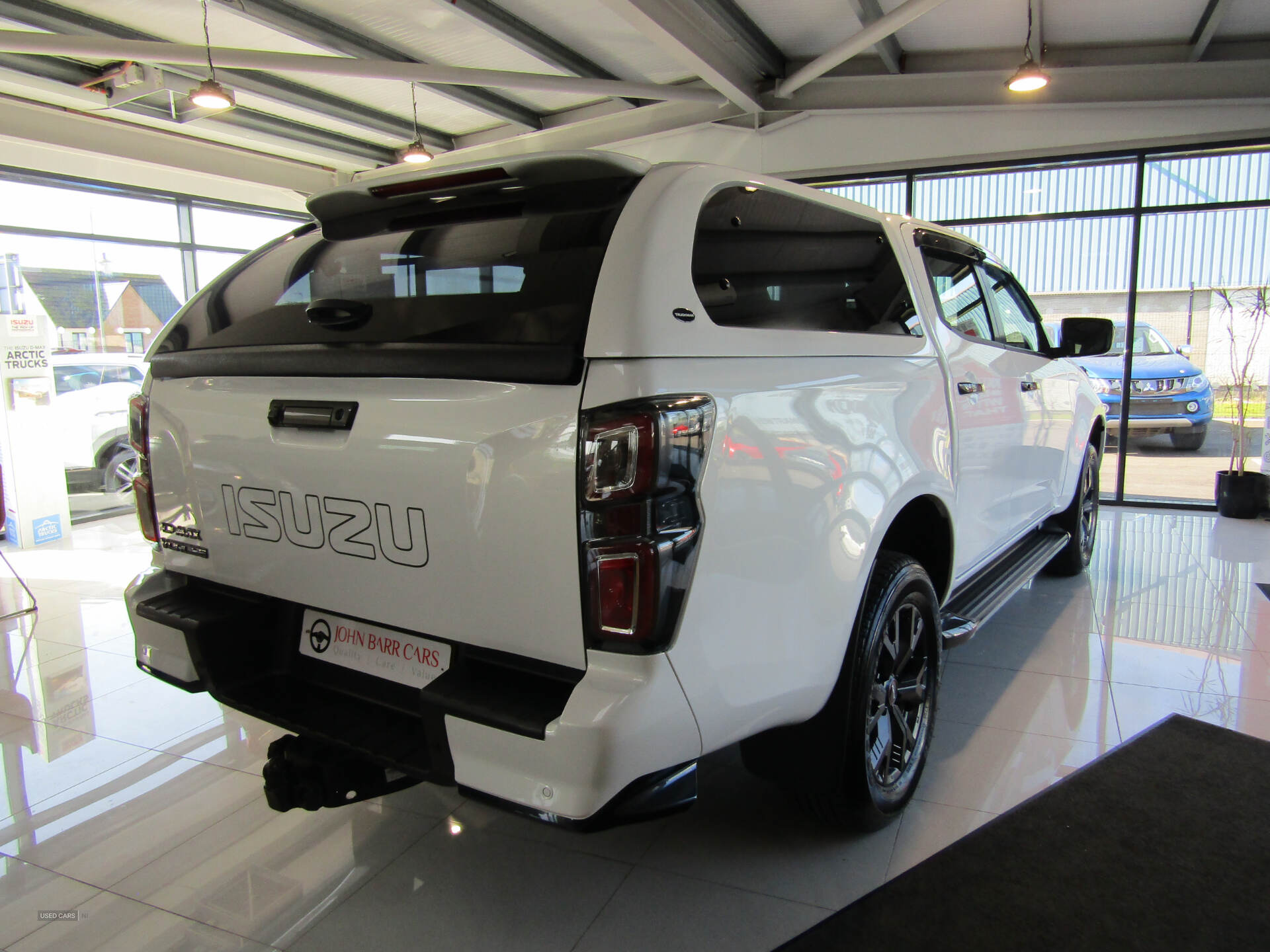 Dec 2024 Isuzu D-Max 1.9 V-Cross Double Cab 4x4