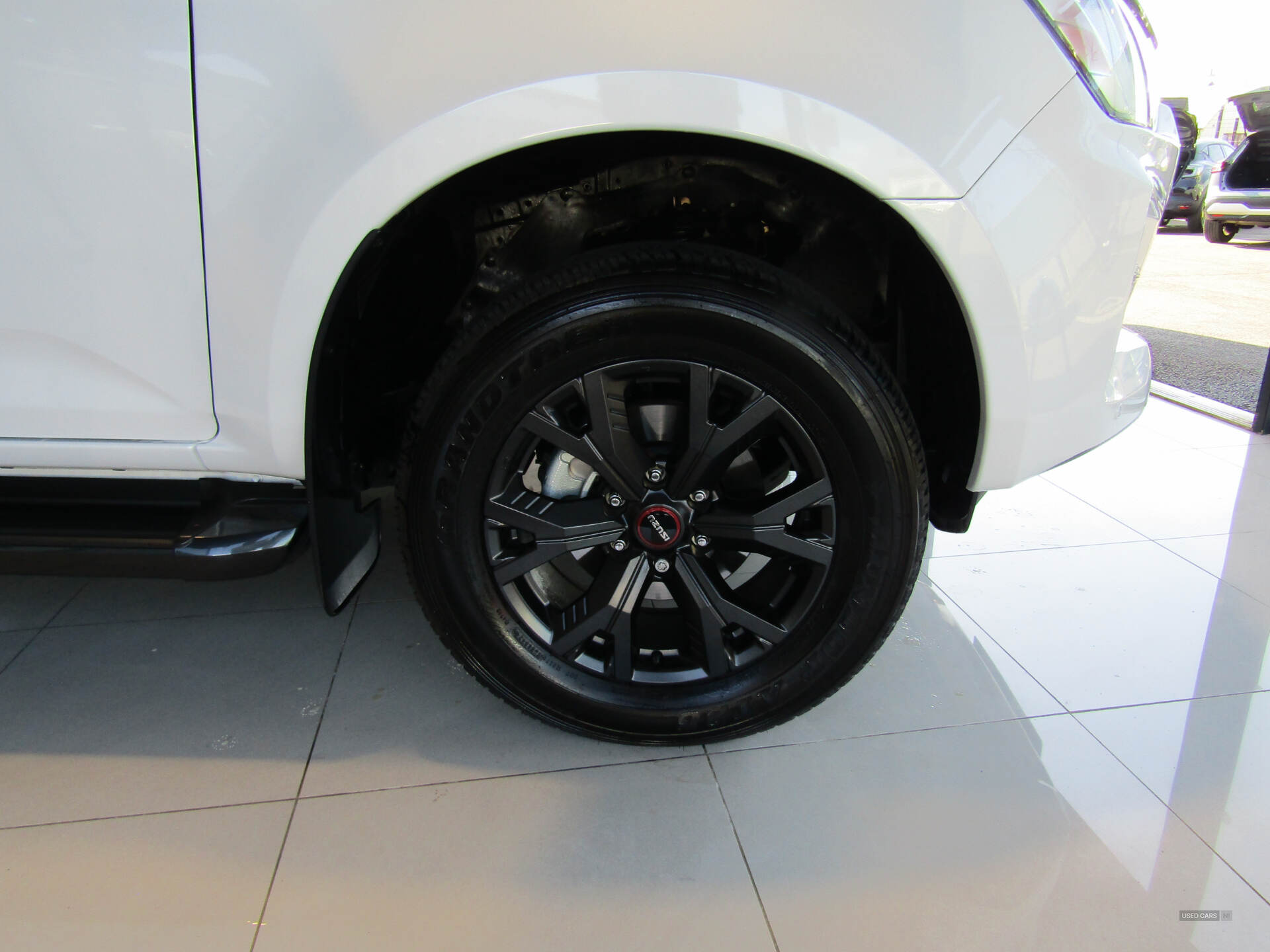 Dec 2024 Isuzu D-Max 1.9 V-Cross Double Cab 4x4