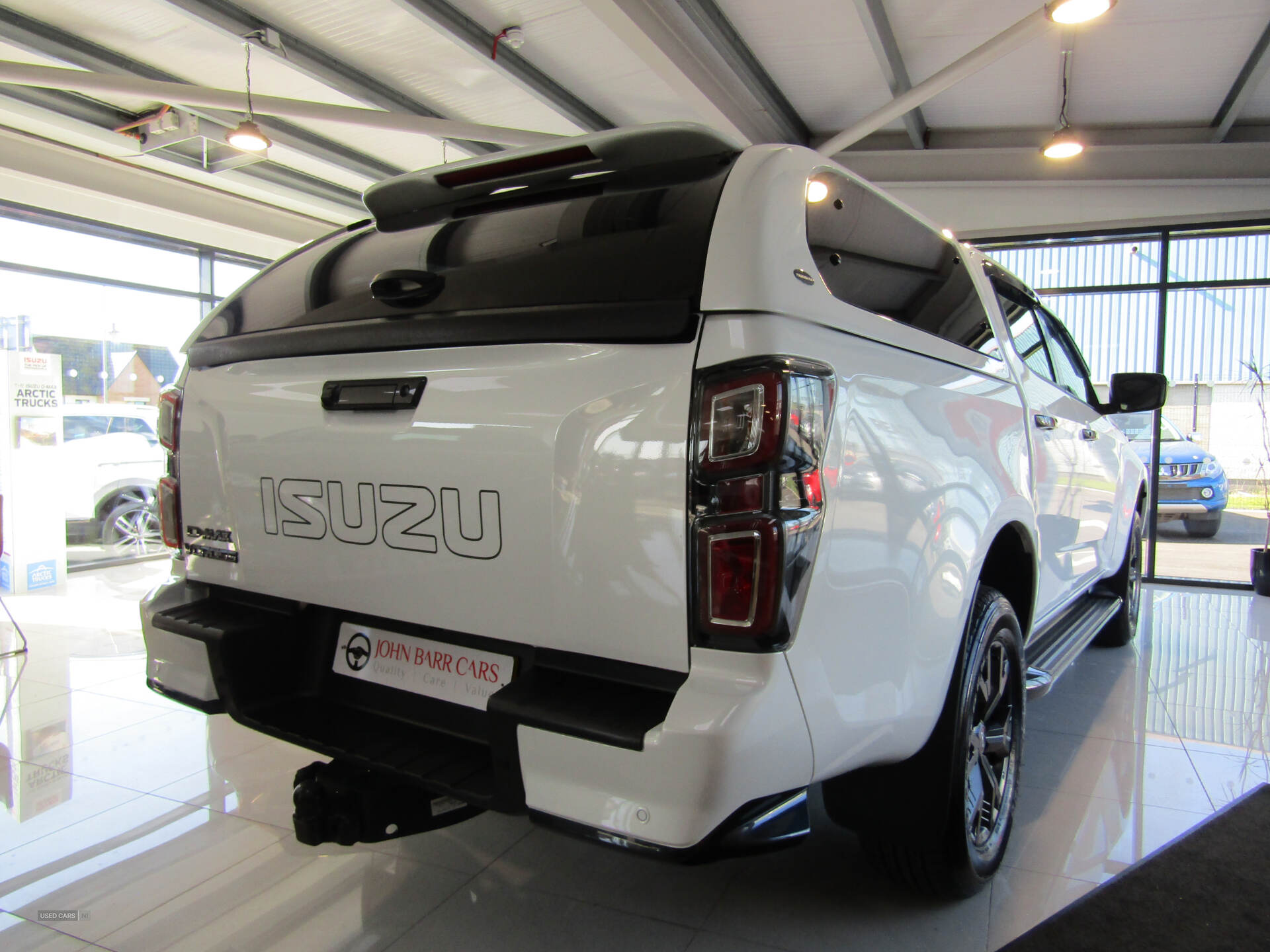 Dec 2024 Isuzu D-Max 1.9 V-Cross Double Cab 4x4
