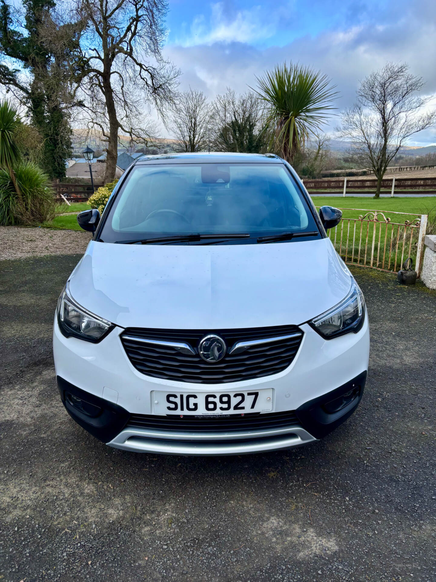 Jun 2017 Vauxhall Crossland X 1.2T ecoTec [110] Elite 5dr [Start Stop]