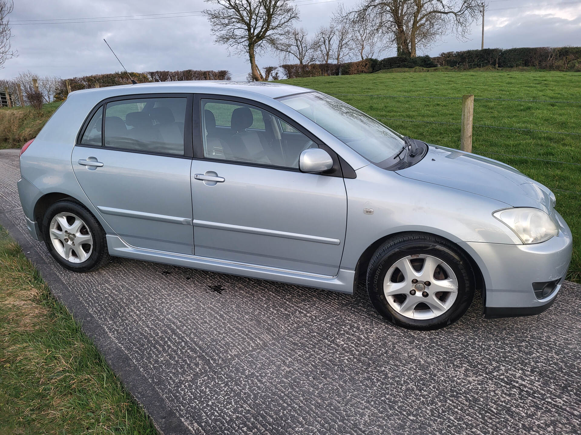 Sep 2006 Toyota Corolla 1.6 VVT-i Colour Collection 5dr