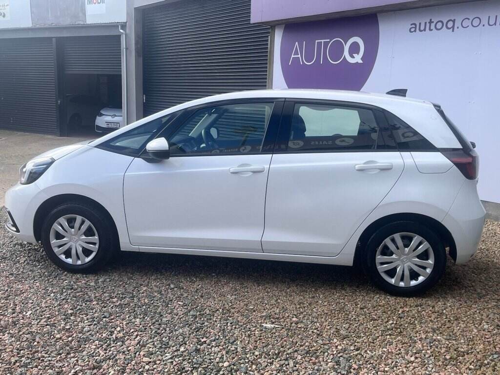 May 2021 Honda Jazz 1.5 i-MMD Hybrid SE 5dr eCVT