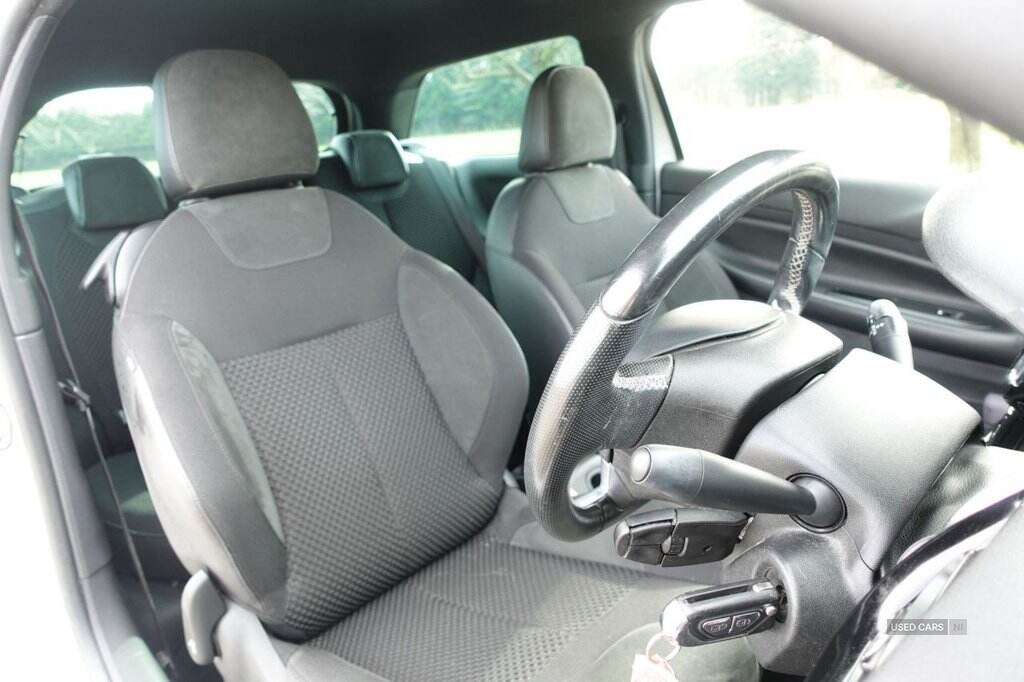 Jul 2016 DS AUTOMOBILES 1.6 BlueHDi 120 Prestige 3dr