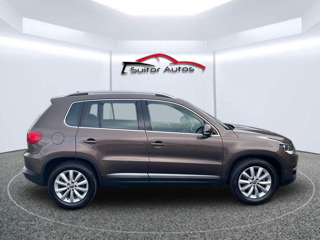 Jan 2014 Volkswagen Tiguan 2.0 TDi BlueMotion Tech Match 5dr [2WD]