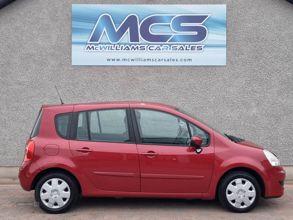 Mar 2011 Renault Modus Grand Expression 16V
