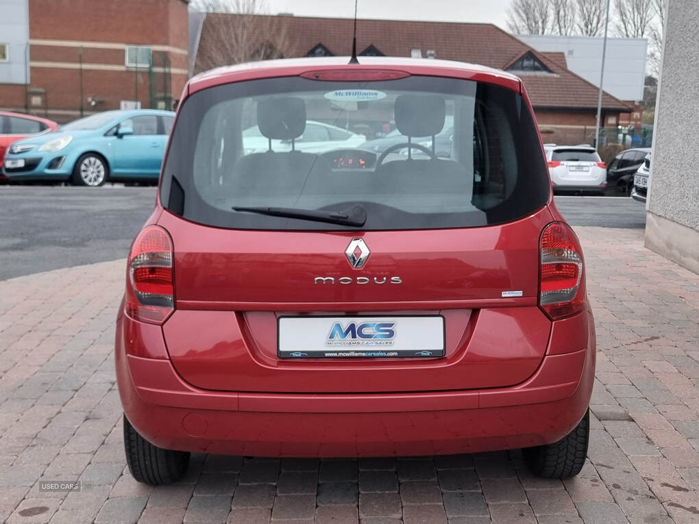 Mar 2011 Renault Modus Grand Expression 16V