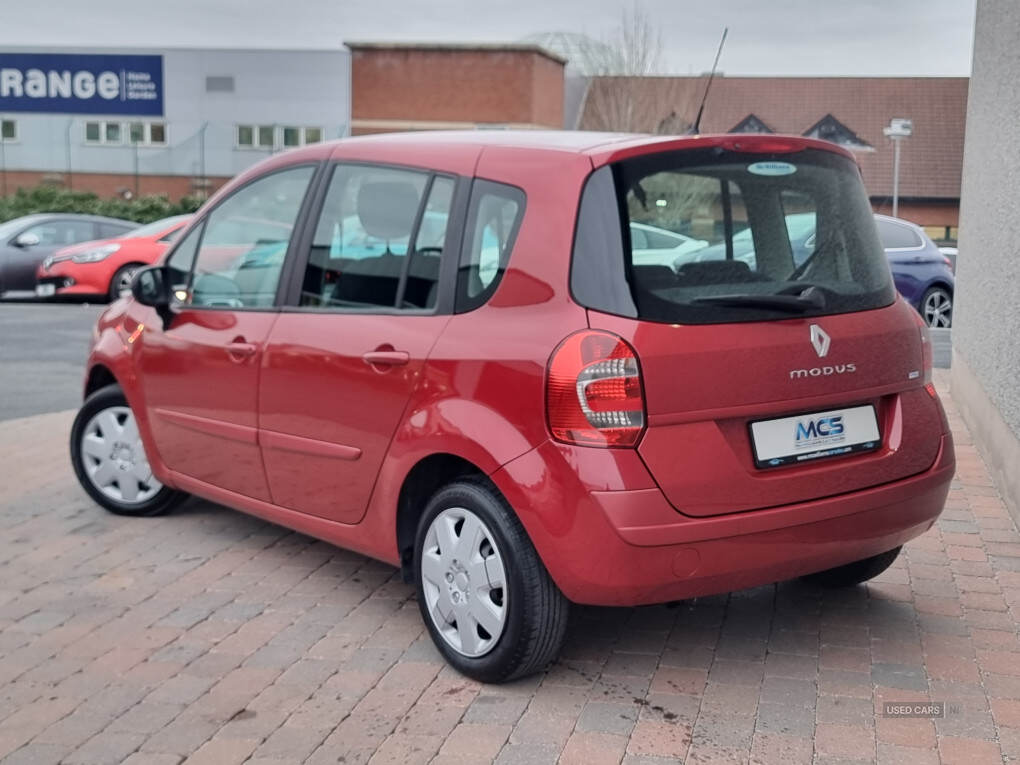 Mar 2011 Renault Modus Grand Expression 16V