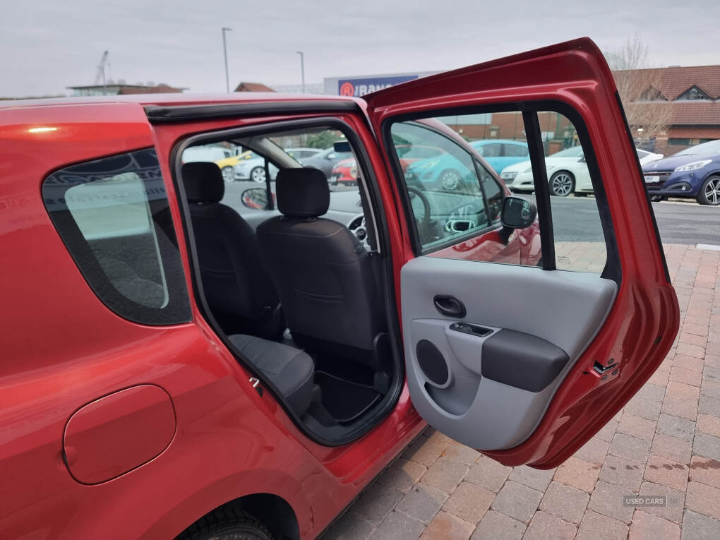 Mar 2011 Renault Modus Grand Expression 16V