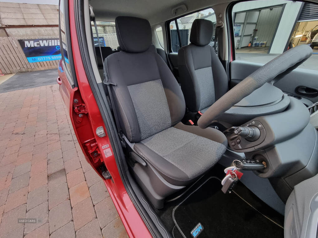Mar 2011 Renault Modus Grand Expression 16V