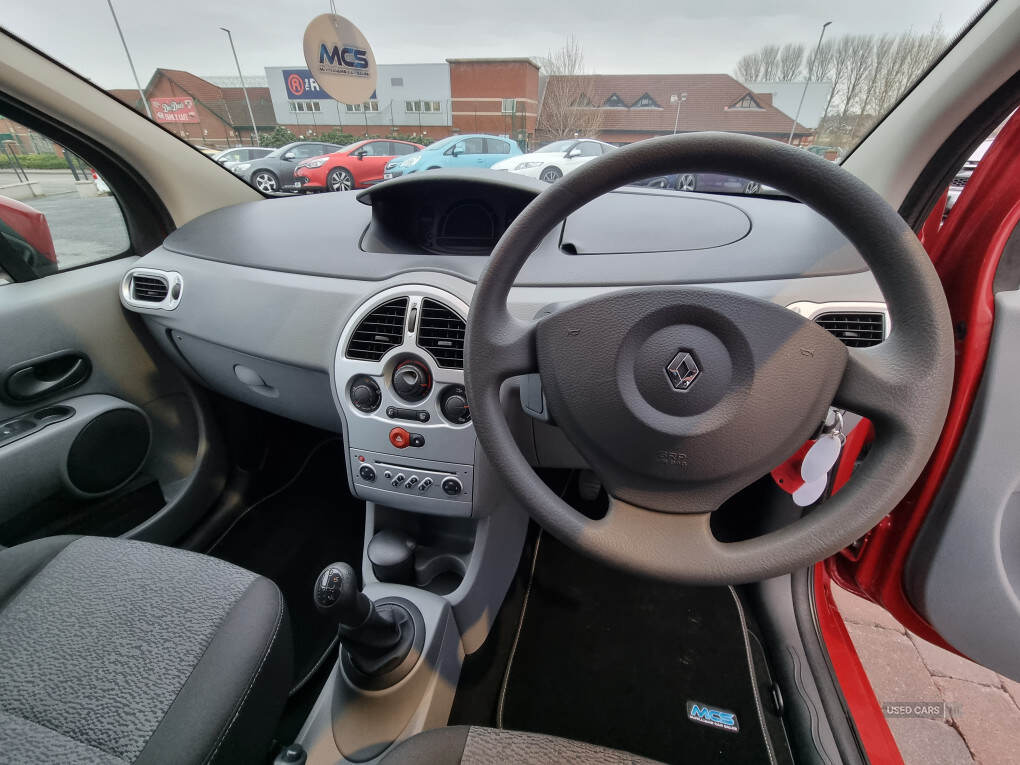 Mar 2011 Renault Modus Grand Expression 16V