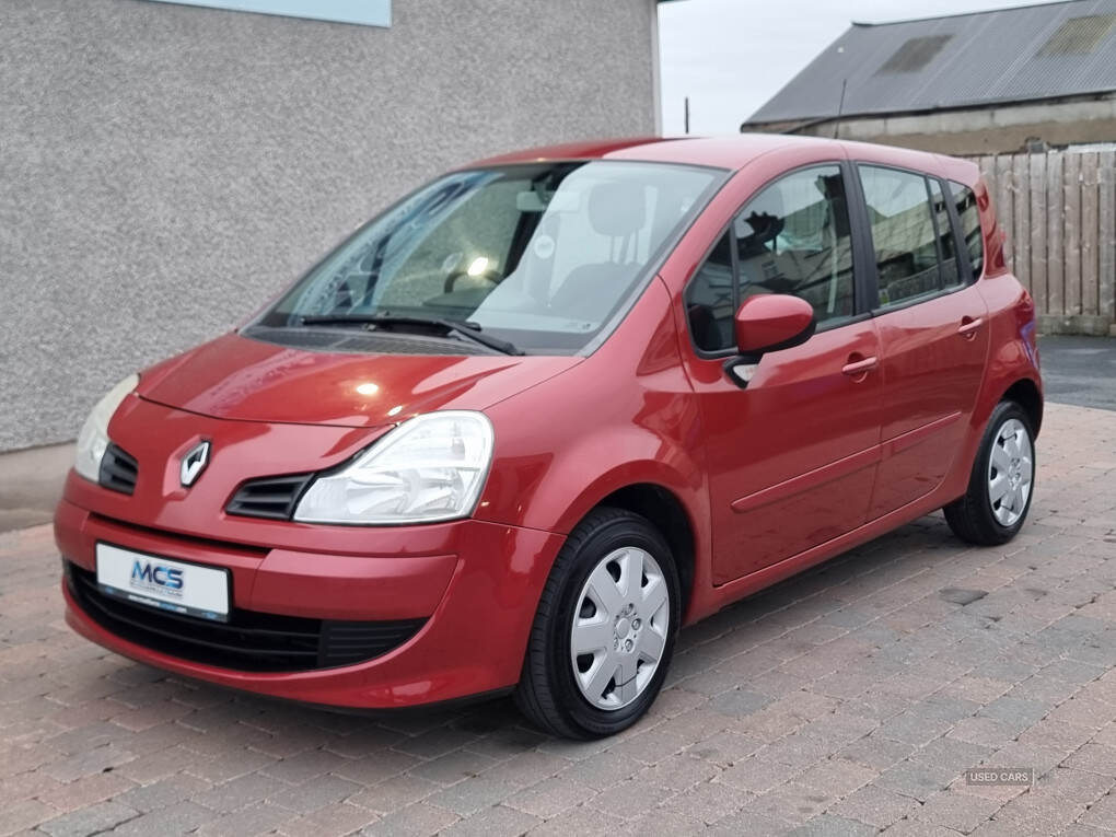 Mar 2011 Renault Modus Grand Expression 16V