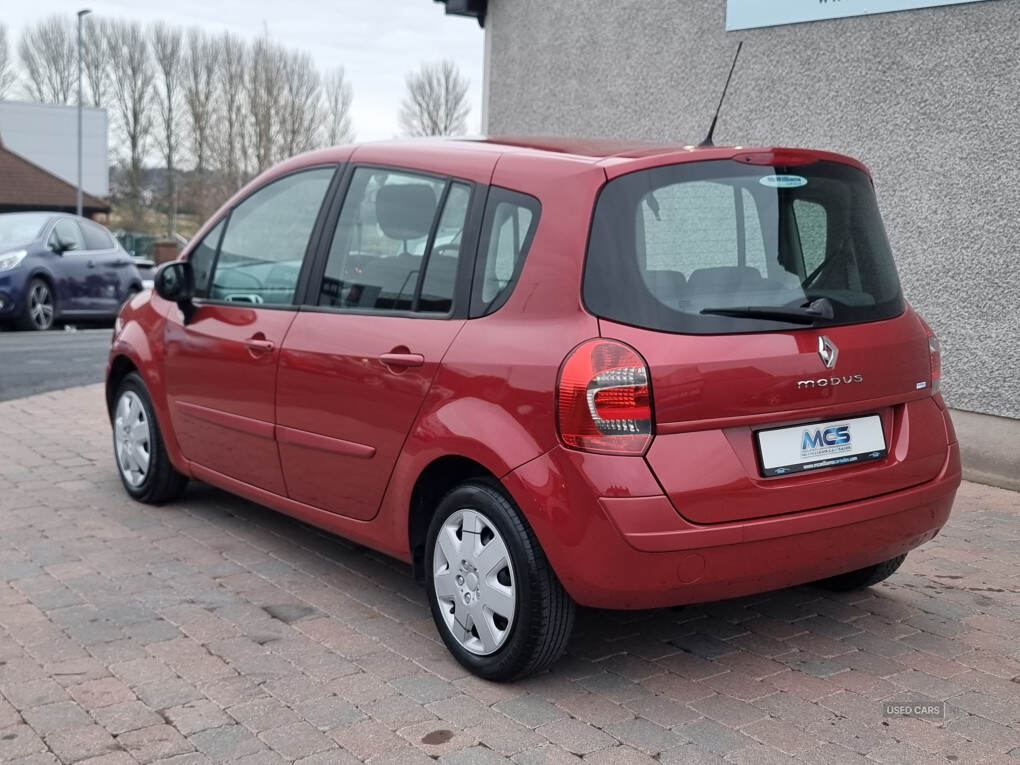 Mar 2011 Renault Modus Grand Expression 16V