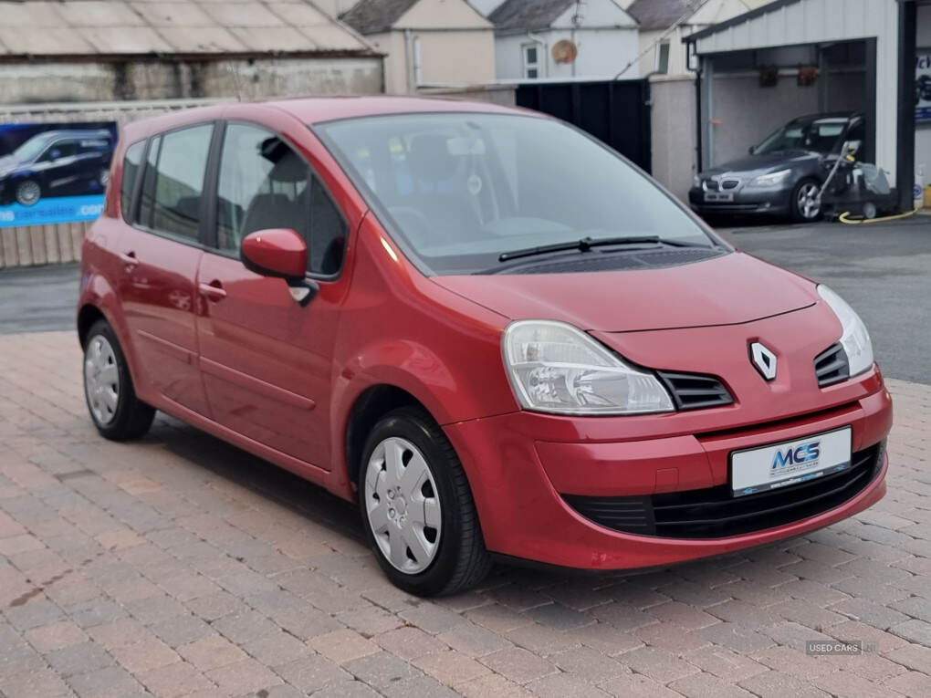 Mar 2011 Renault Modus Grand Expression 16V