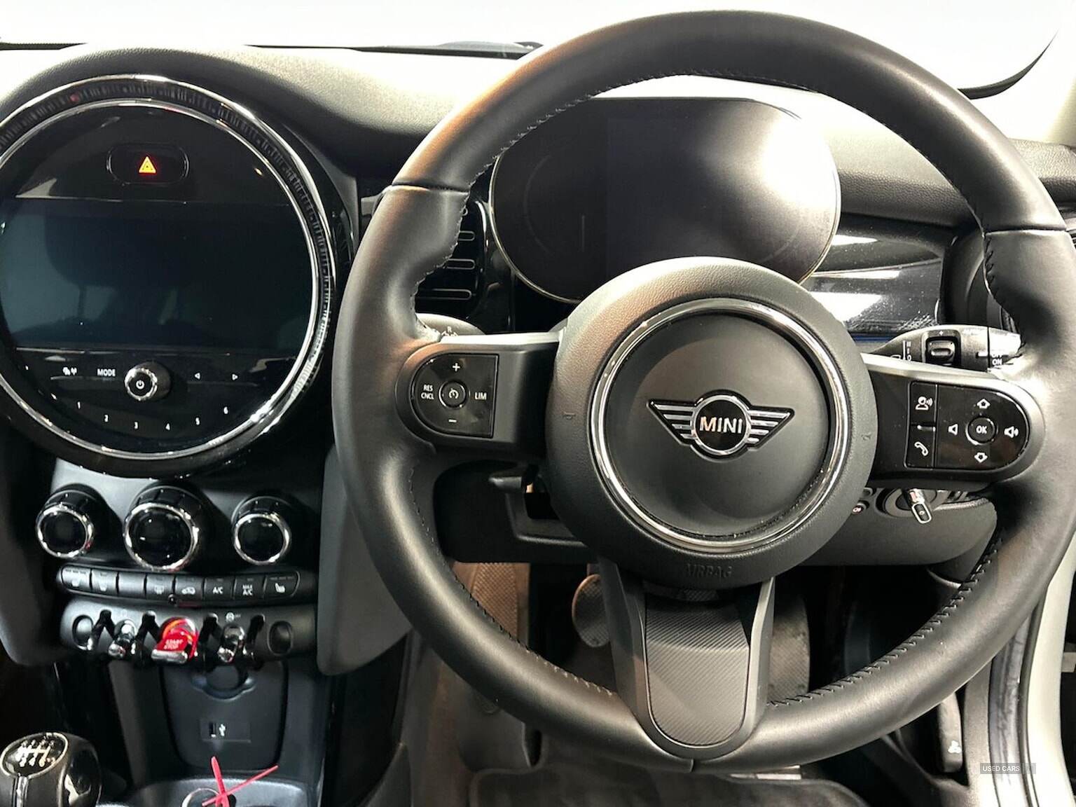 Mar 2022 MINI HATCHBACK 1.5 One Classic 5Dr
