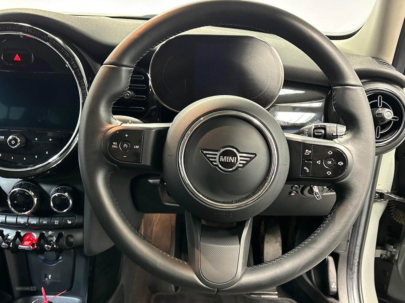 Mar 2022 MINI HATCHBACK 1.5 One Classic 5Dr