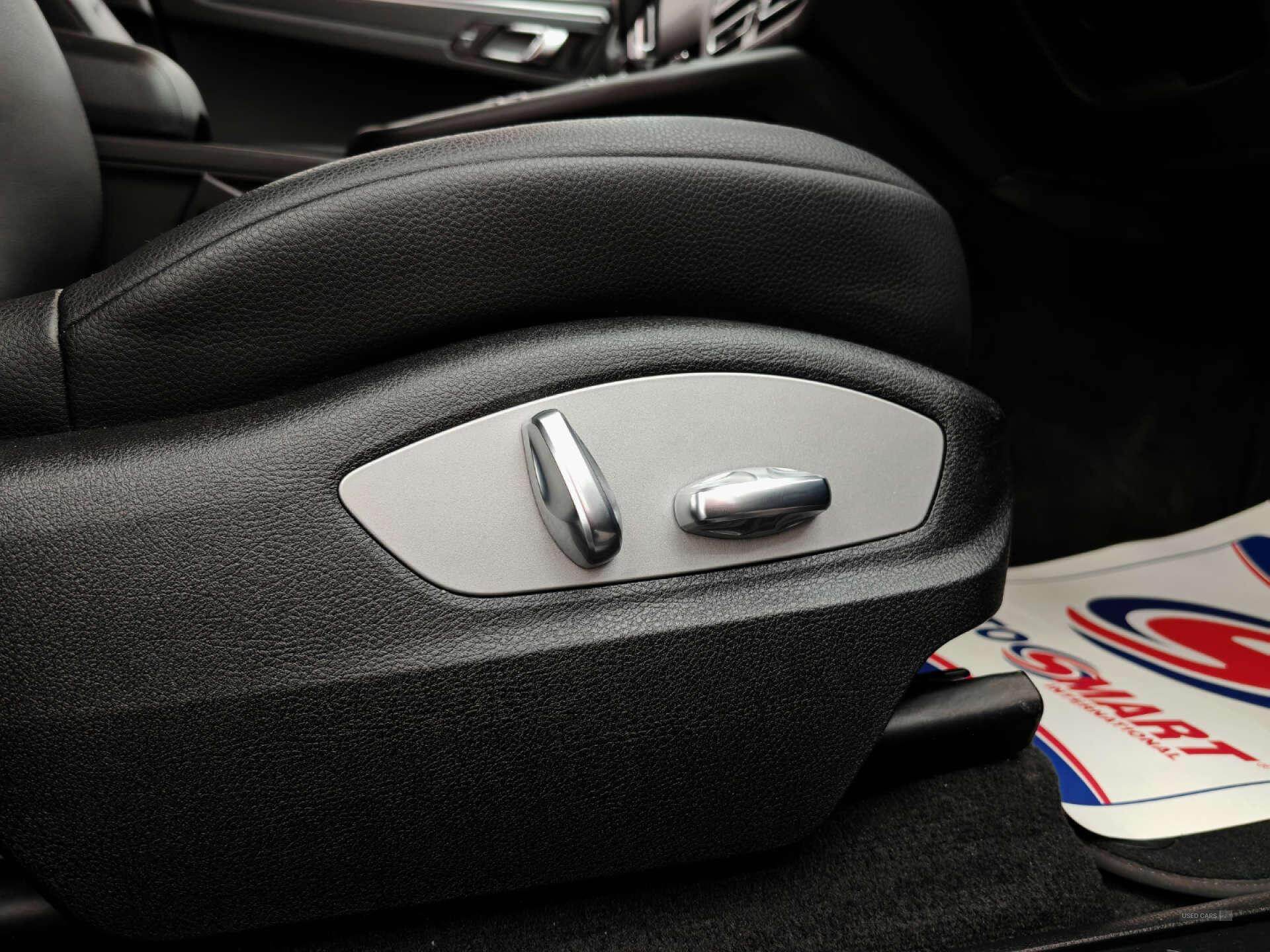 Jun 2020 Porsche Macan 5dr PDK