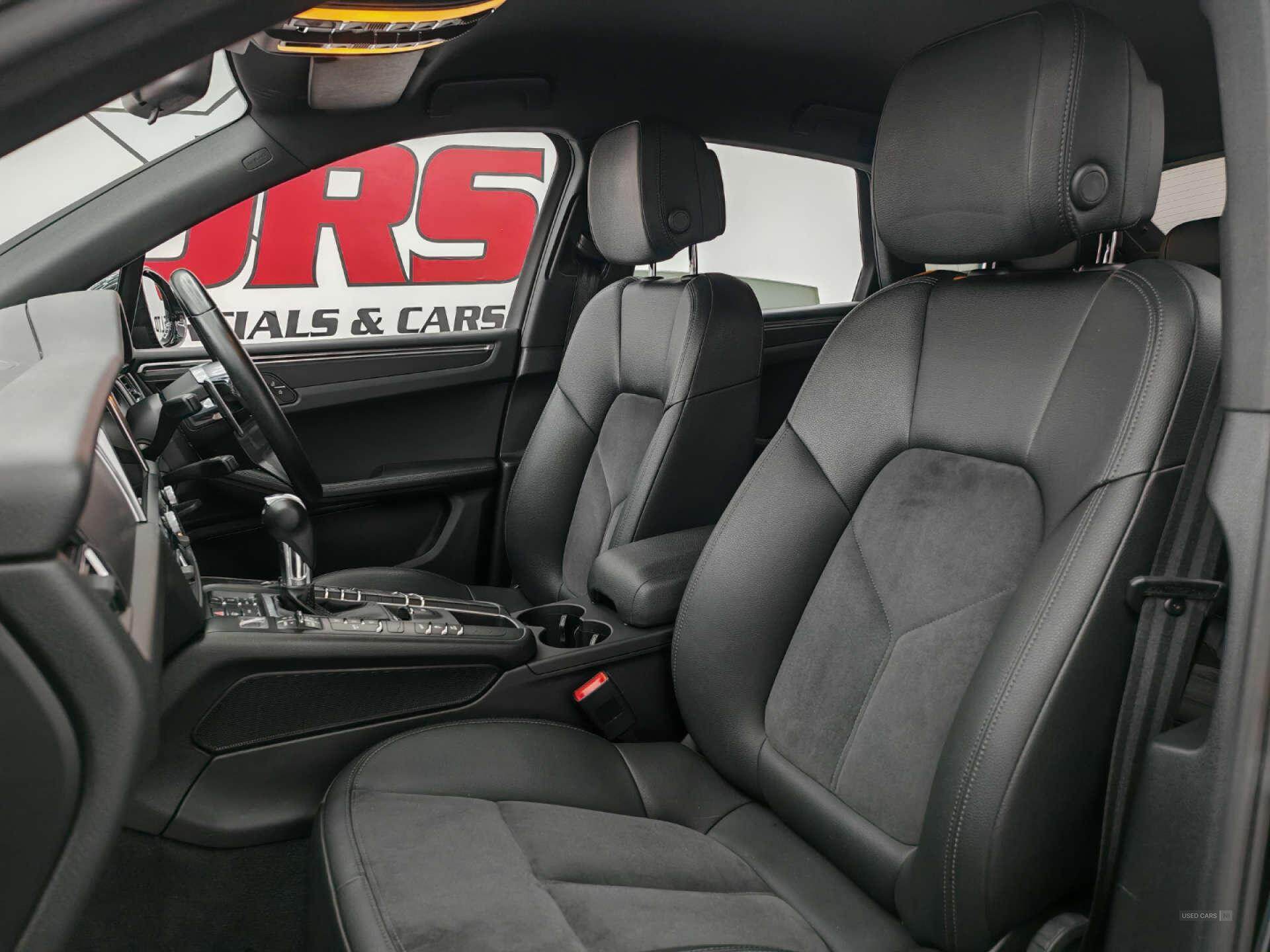 Jun 2020 Porsche Macan 5dr PDK