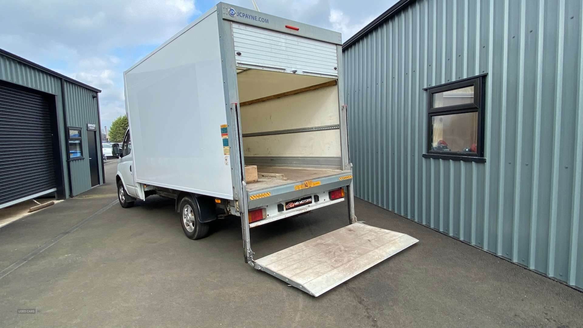 Aug 2020 MAXUS / LDV V80 2.5 V80 L2H1 C/C TD 5dr