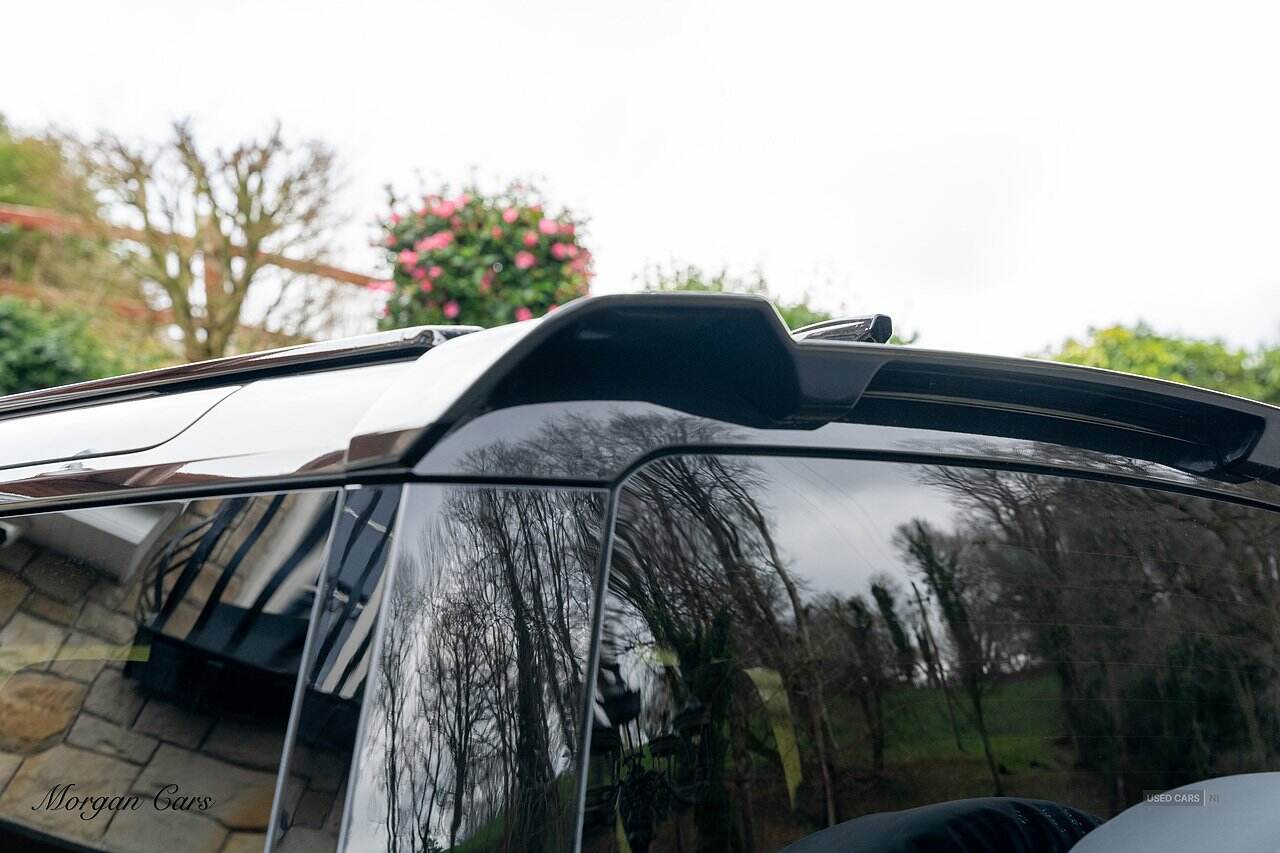 Dec 2023 Land Rover Defender 3.0 D250 X-Dynamic HSE 110 5dr Auto