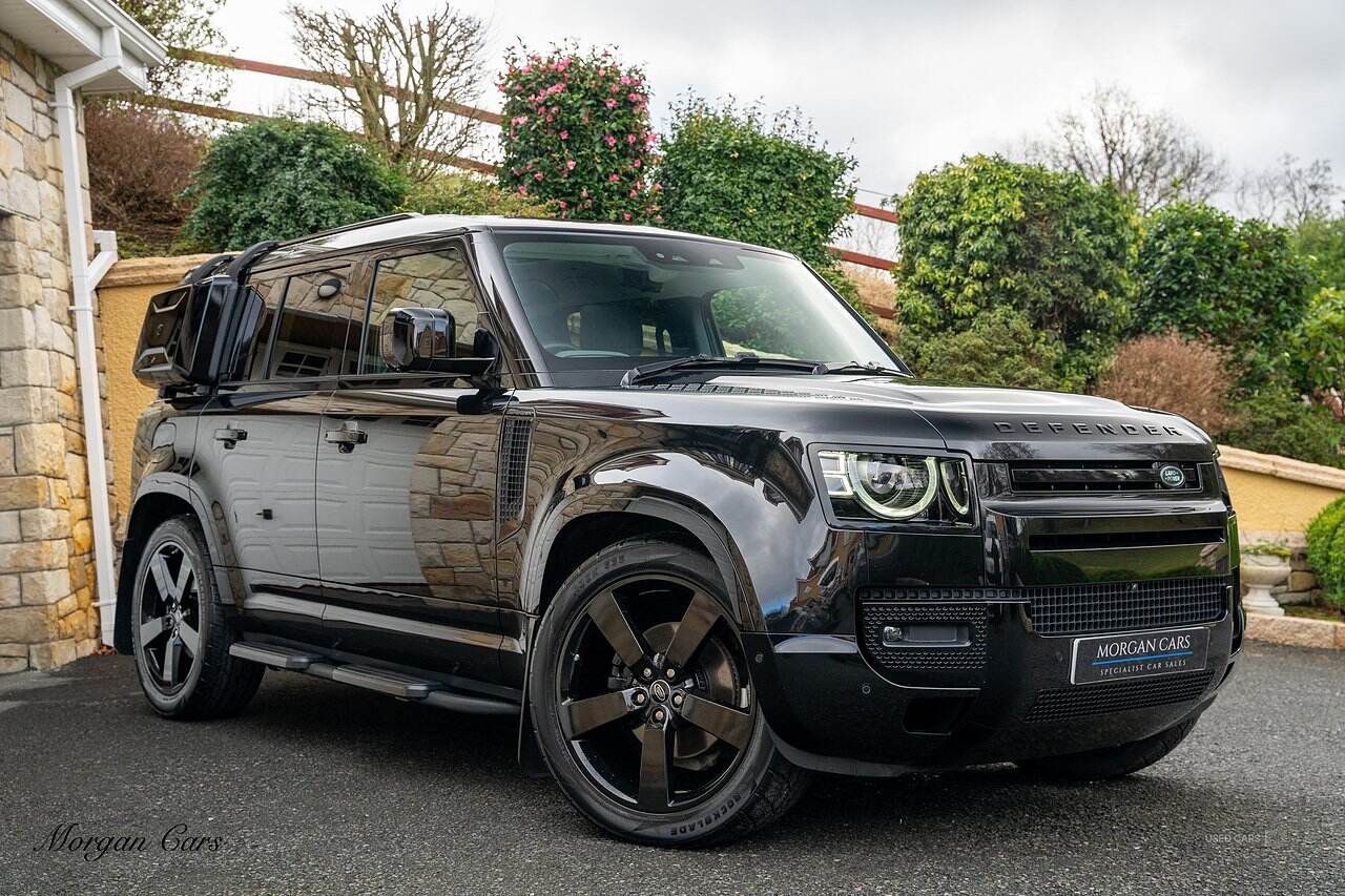 Dec 2023 Land Rover Defender 3.0 D250 X-Dynamic HSE 110 5dr Auto