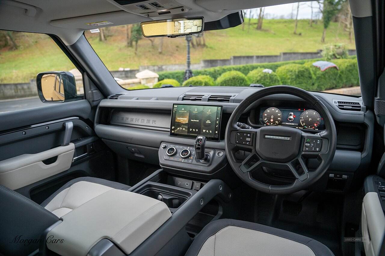Dec 2023 Land Rover Defender 3.0 D250 X-Dynamic HSE 110 5dr Auto