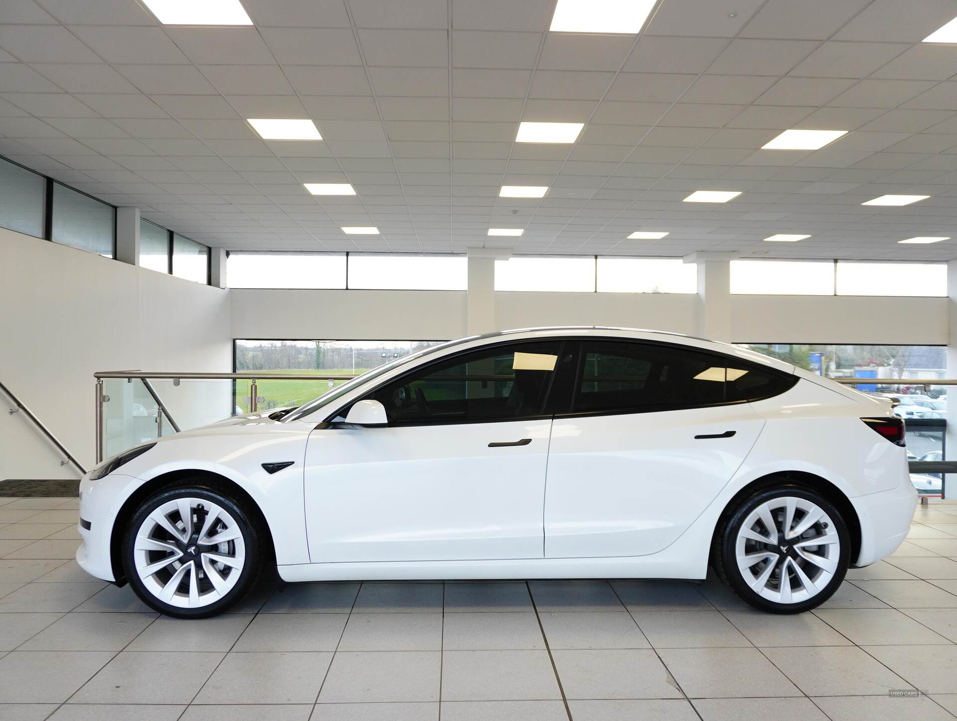 May 2021 TESLA Model 3 Standard Range Plus AWD 4dr Auto
