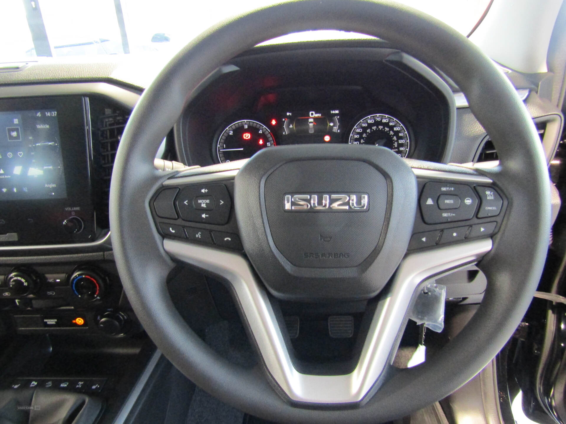 2025 Isuzu D-Max DL20 Manual Double Cab Pick-up.