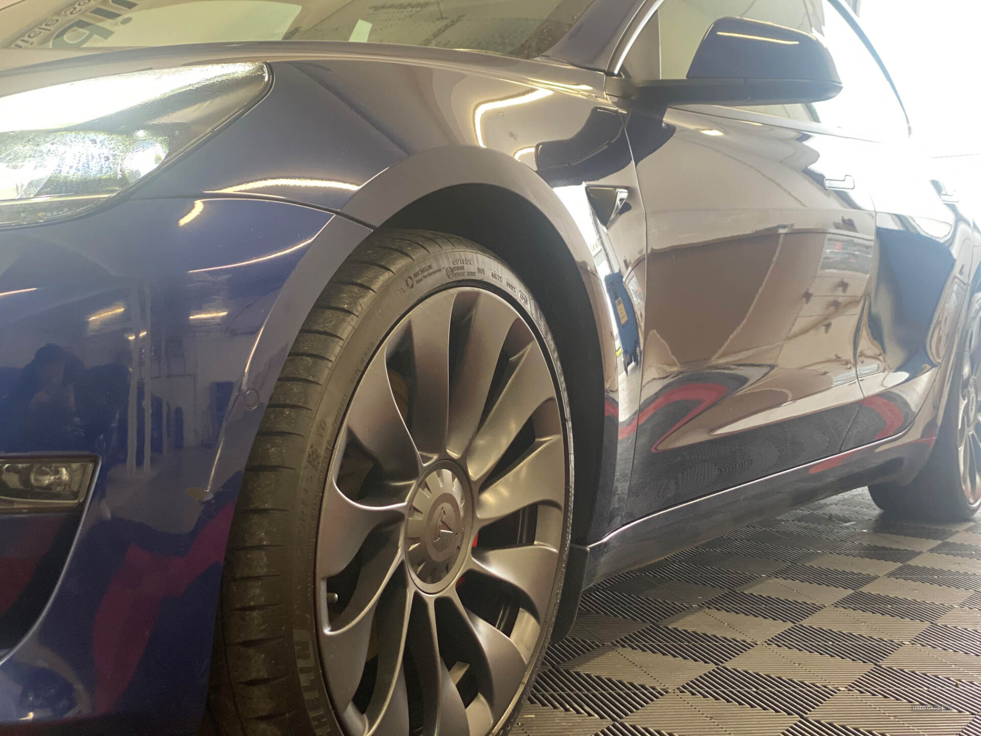 Dec 2020 TESLA Model 3 Performance AWD 4dr [Performance Upgrade] Auto
