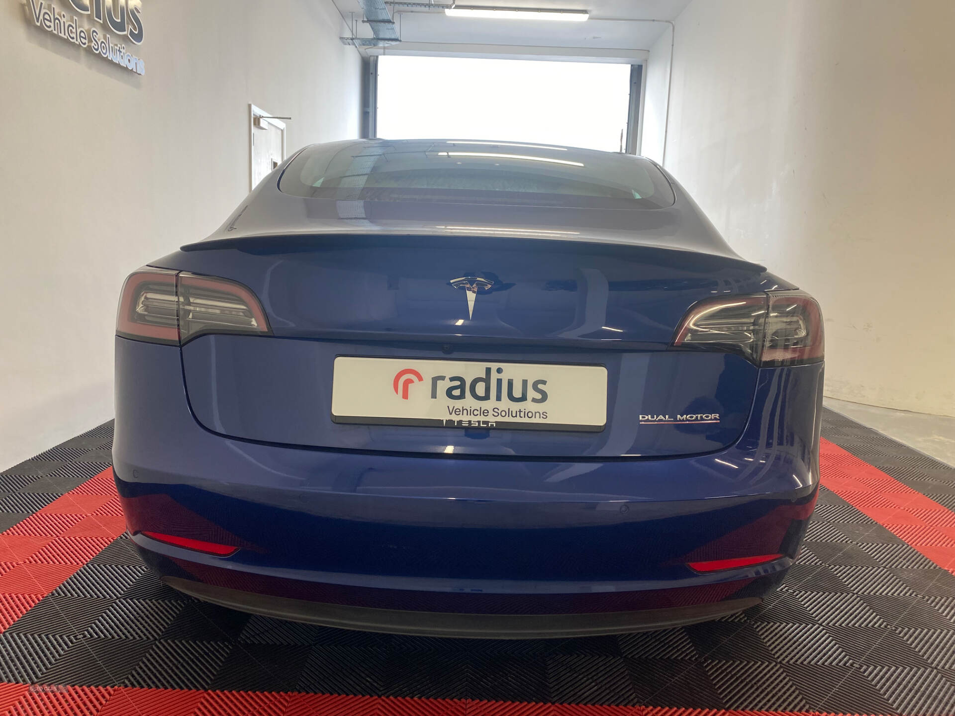 Dec 2020 TESLA Model 3 Performance AWD 4dr [Performance Upgrade] Auto