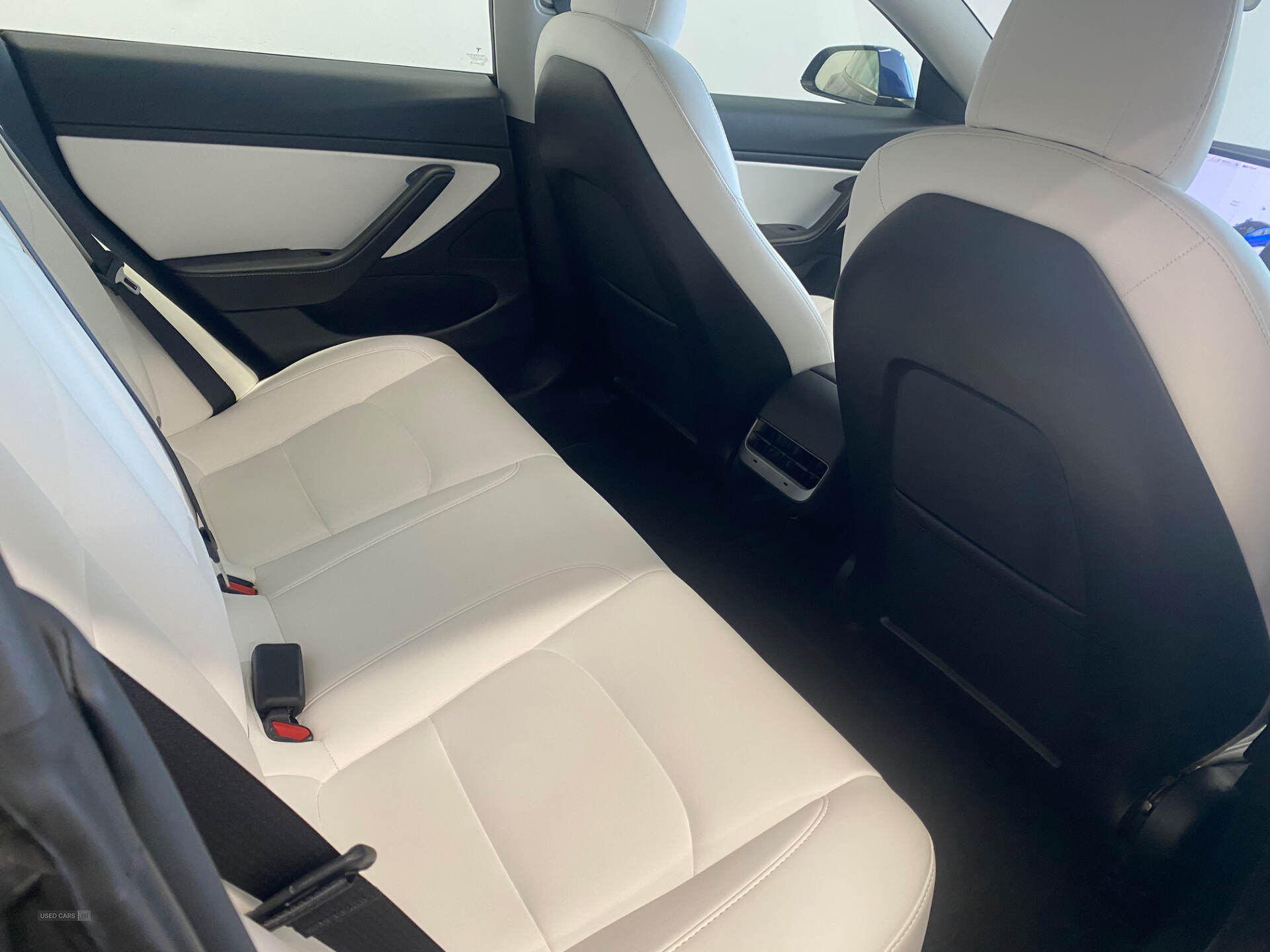 Dec 2020 TESLA Model 3 Performance AWD 4dr [Performance Upgrade] Auto