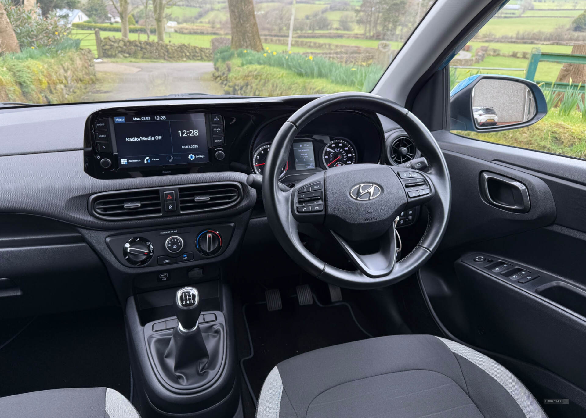 Hyundai i10 HATCHBACK in Antrim