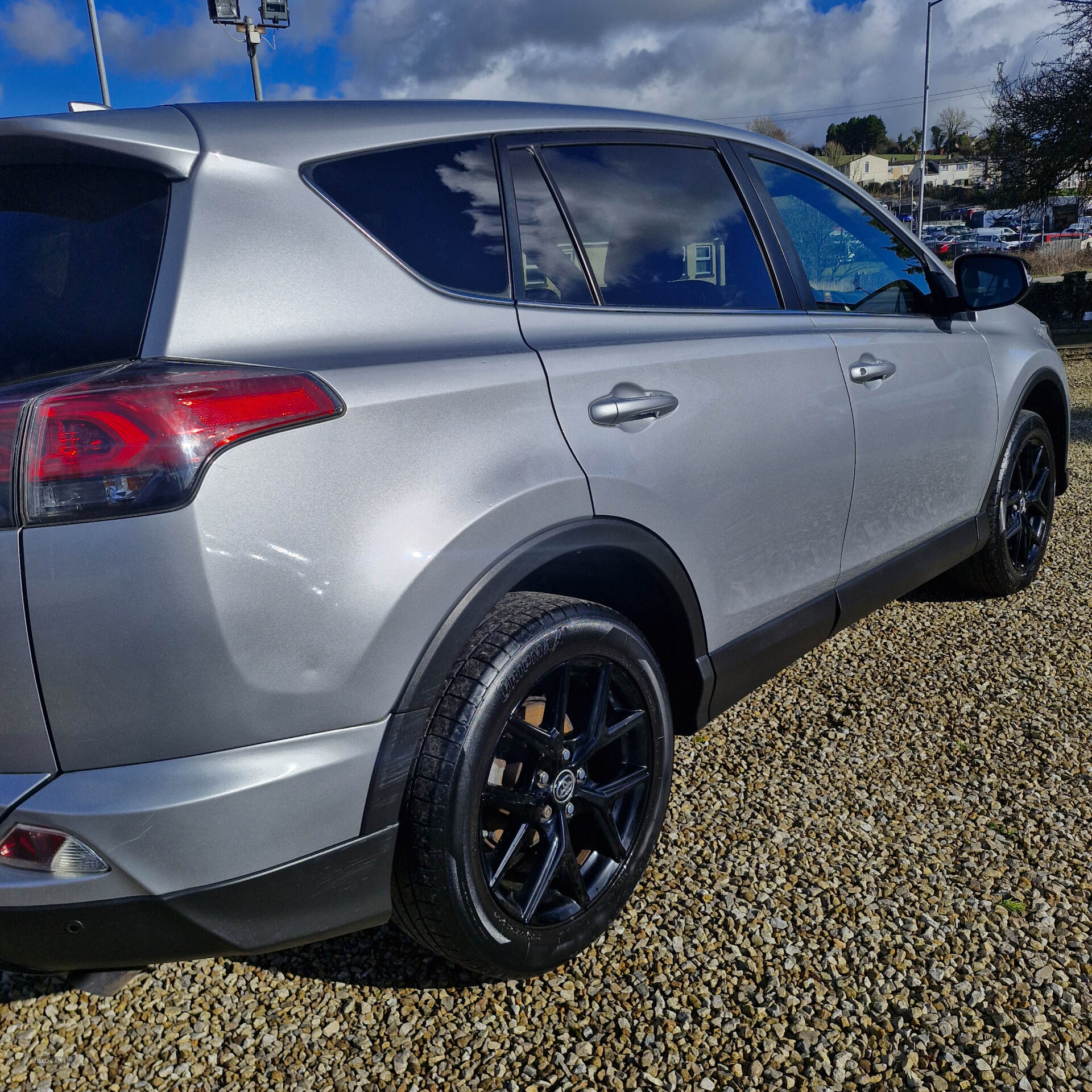 Mar 2018 Toyota RAV4