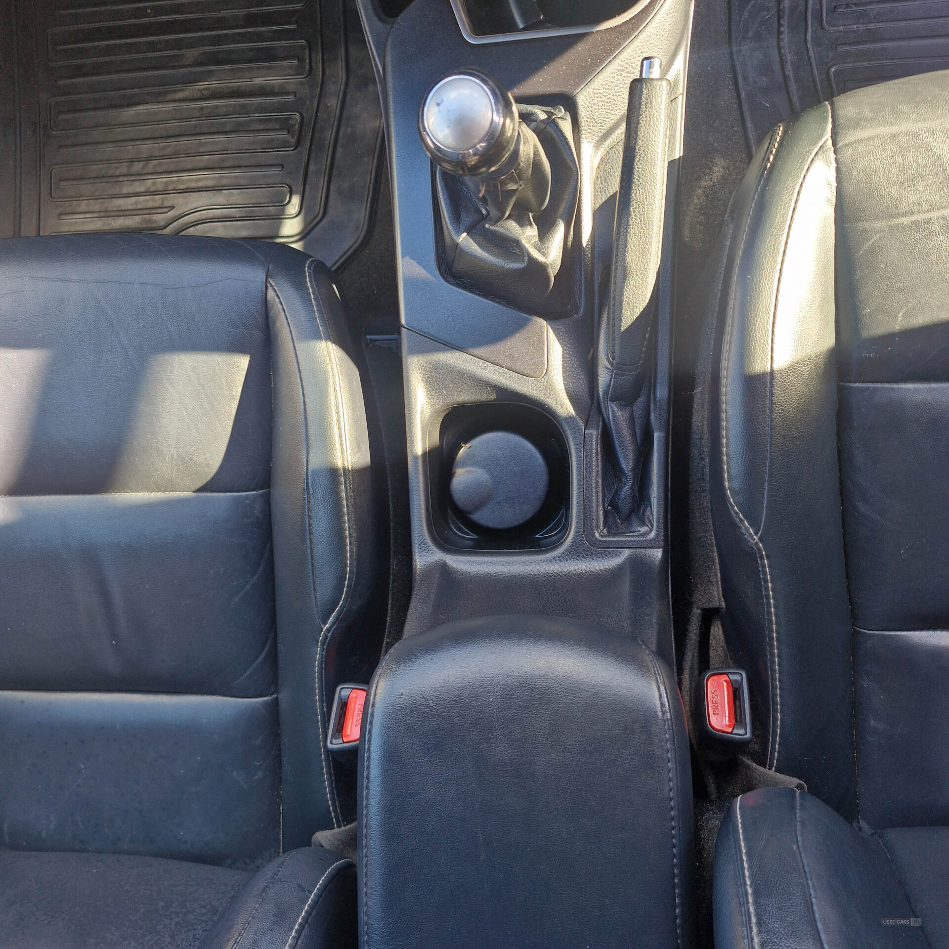 Mar 2018 Toyota RAV4