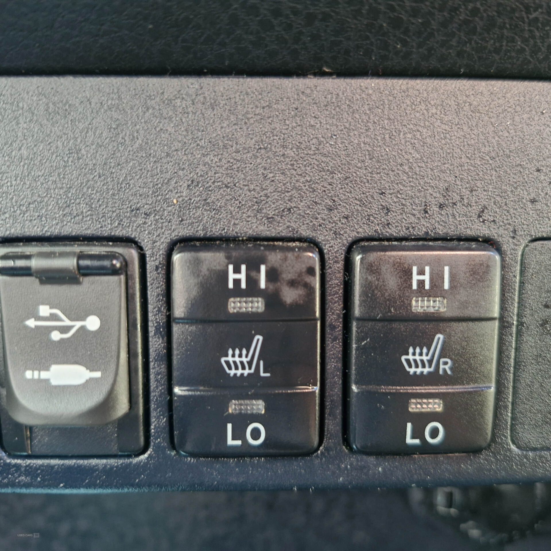 Mar 2018 Toyota RAV4