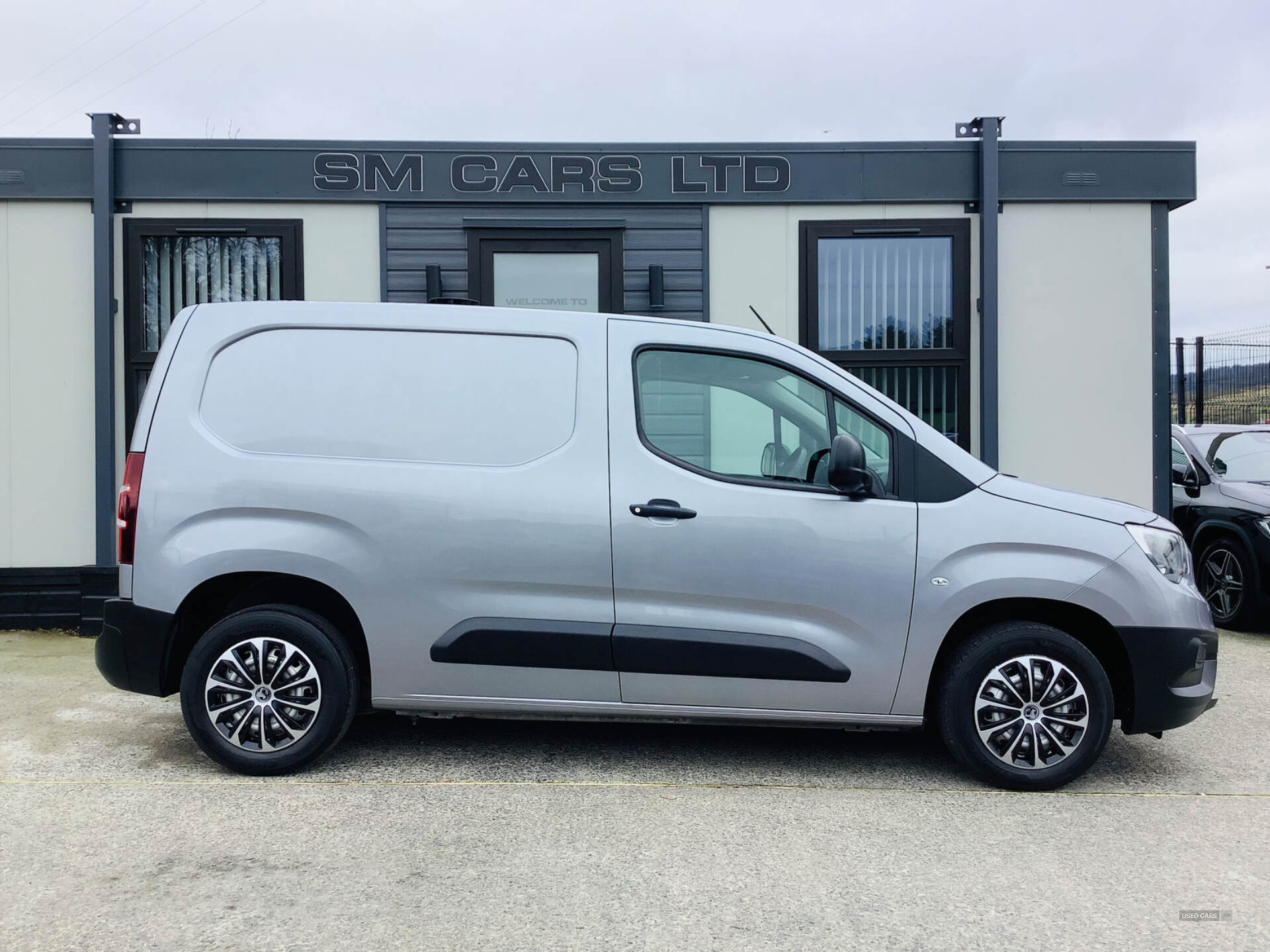 Jun 2019 Vauxhall Combo 2000 1.6 Turbo D 100ps H1 Edition Van
