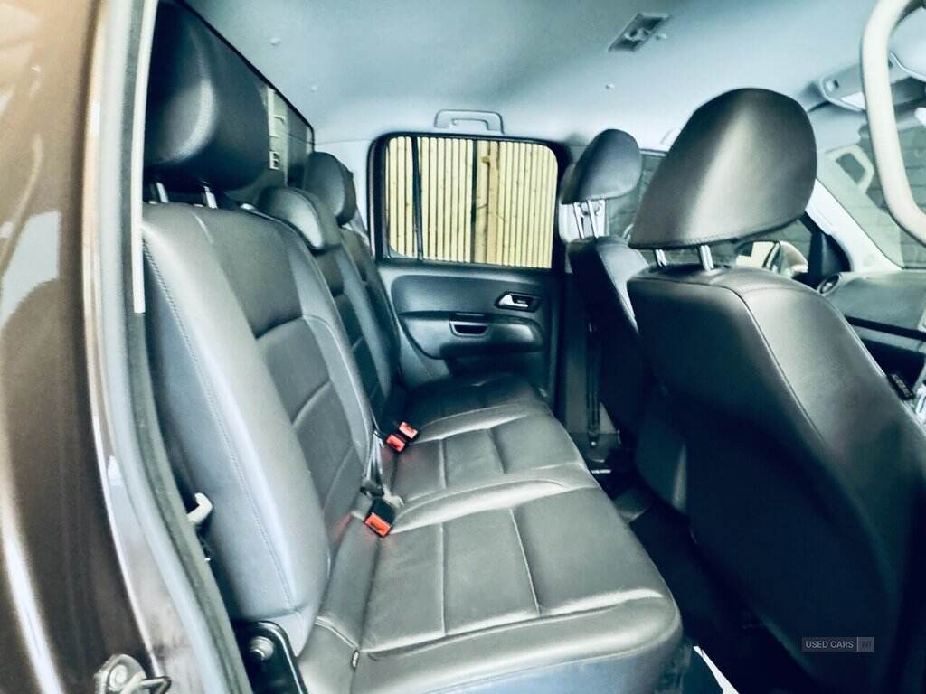 Nov 2013 Volkswagen Amarok D/Cab Pick Up Highline 2.0 BiTDI 180 BMT 4MTN Auto
