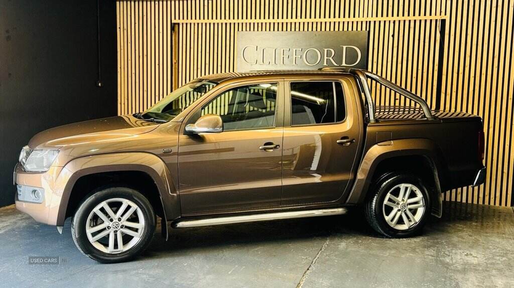 Nov 2013 Volkswagen Amarok D/Cab Pick Up Highline 2.0 BiTDI 180 BMT 4MTN Auto