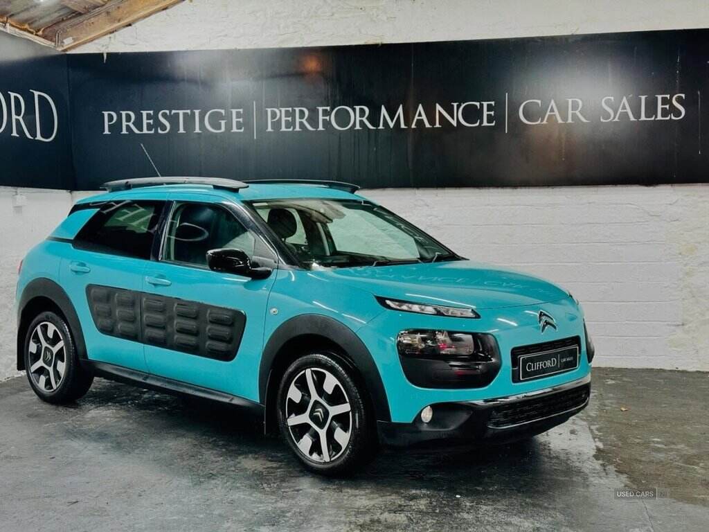 Jul 2015 Citroen C4 Cactus 1.2 PureTech [82] Feel 5dr